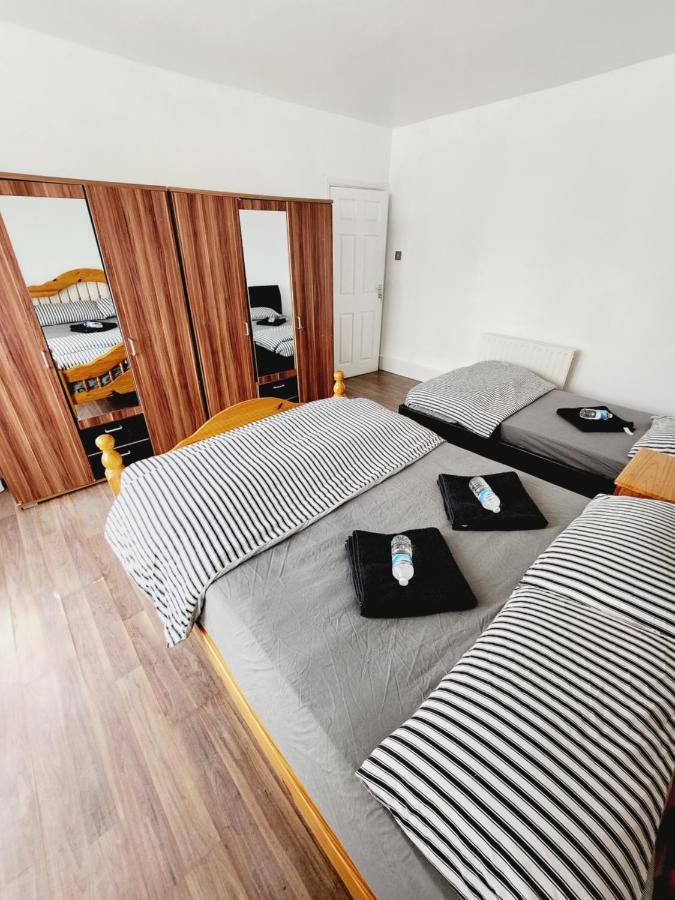 Affordable Private Rooms In Wembley London Eksteriør billede